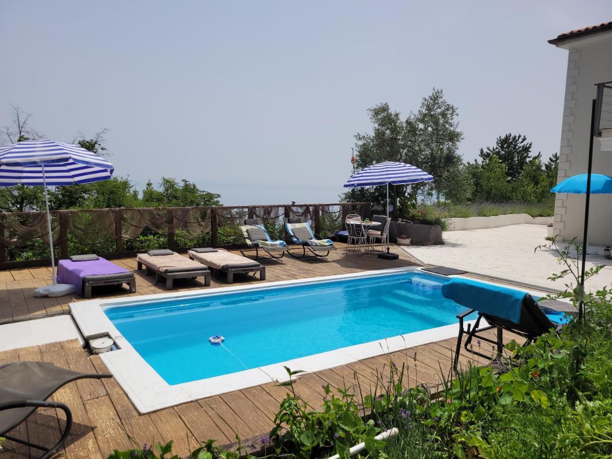 Ferienwohnung Mit Pool Kroatien Mit Meerblick Und Pool Lovran Exterior foto